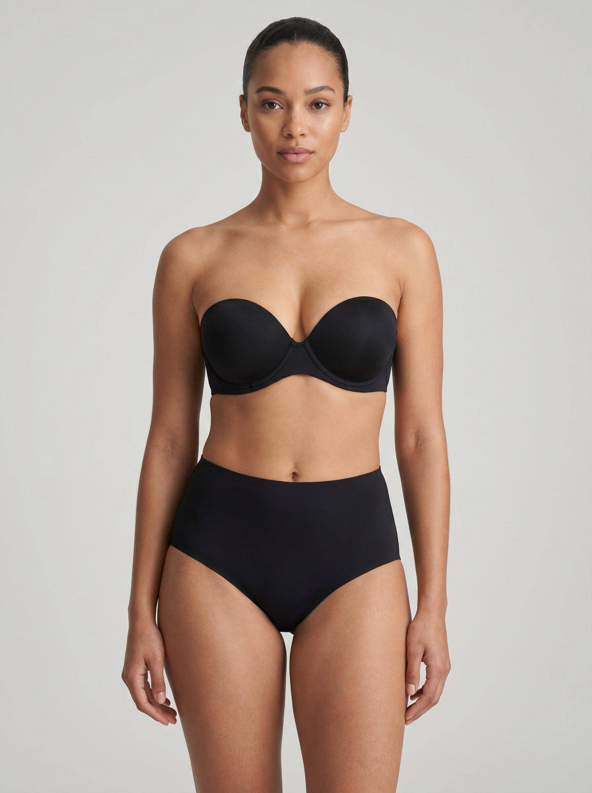 Adhesive Strapless Bra - Black