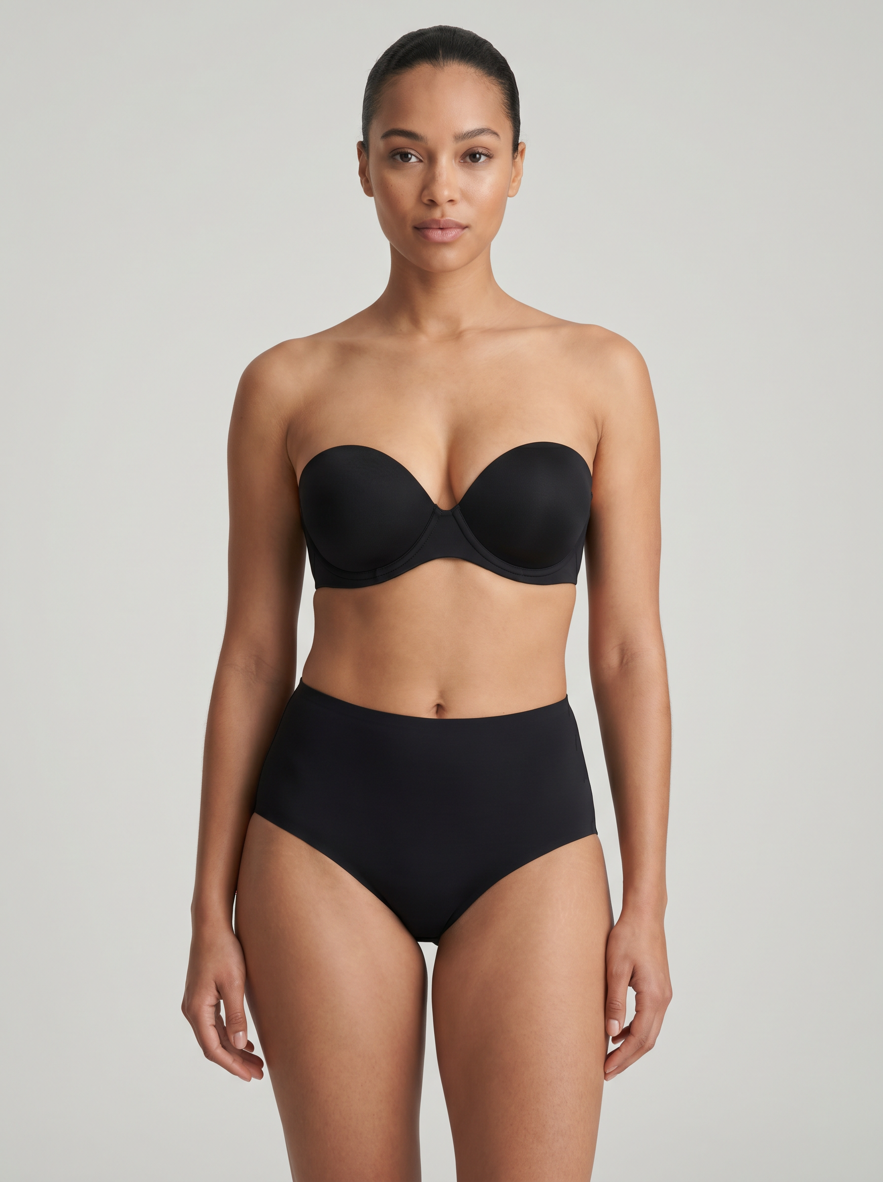 Adhesive Strapless Bra - Black